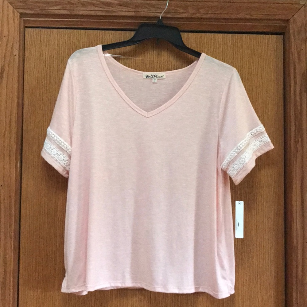 Wall flower top